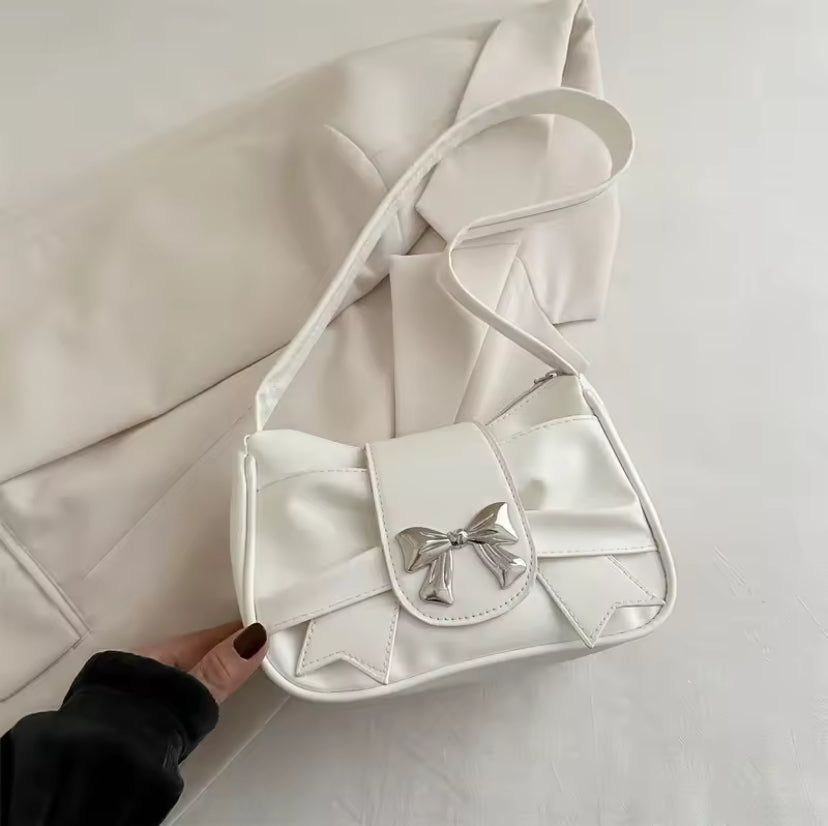 Boutique Bow Mini