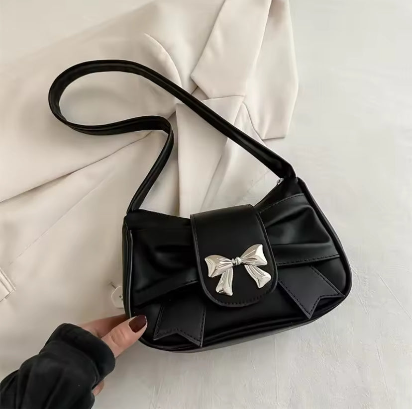 Boutique Bow Mini