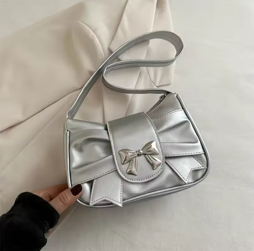 Boutique Bow Mini